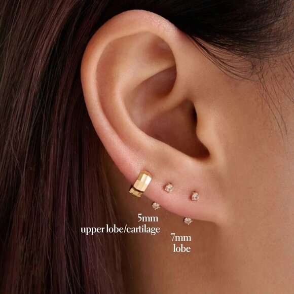 Adornmonde Frankie U Hoop Diamond Piercing -- 7mm - Picture 1 of 3